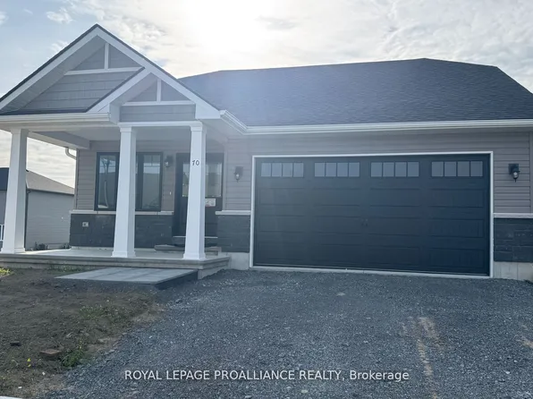 70 Stirling Cres, Prince Edward County, ON K0K 2T0