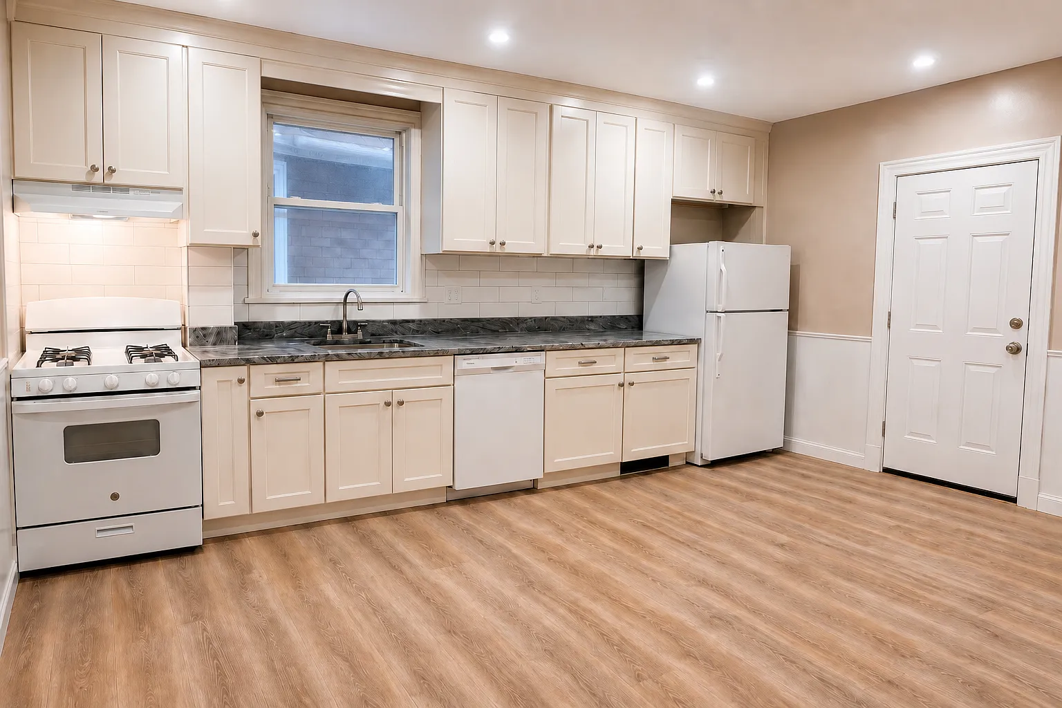 36 Termine Ave — Photo 1