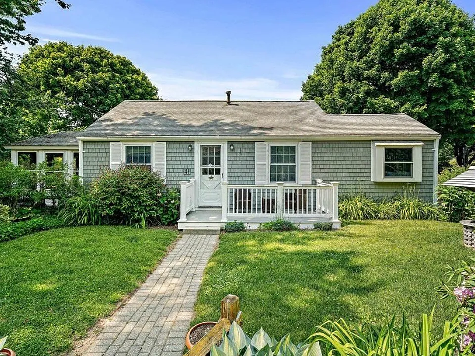 41 Ford St