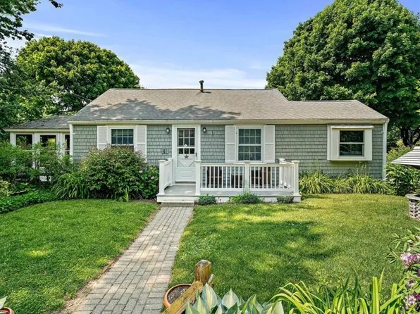 41 Ford St, Marshfield, MA 02050