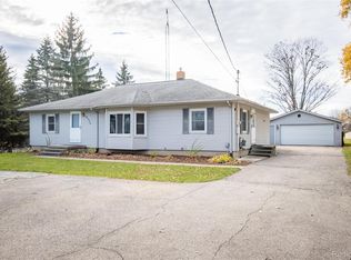 8354 Fenton Rd, Grand Blanc, MI 48439