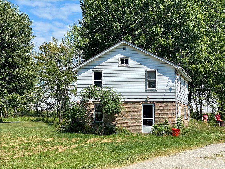 1st image of 6111 Redwood Dr