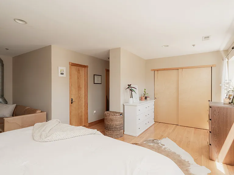 2715 Blake St #204 — Photo 24
