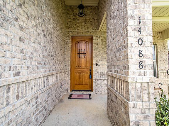 3rd image of 14088 Anandale Cir