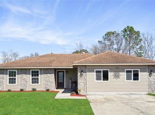 2027 Wellington Ln, Slidell, LA 70461