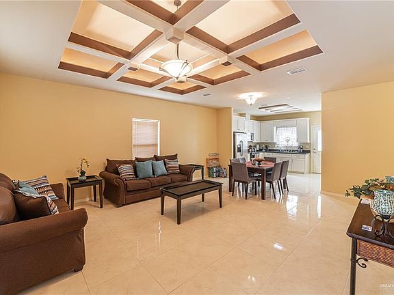 3rd image of 1705 E Gastel Cir