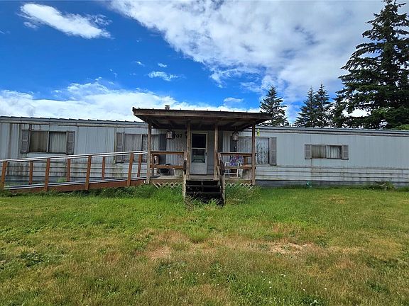 3rd image of 18707 Elderberry Street SW