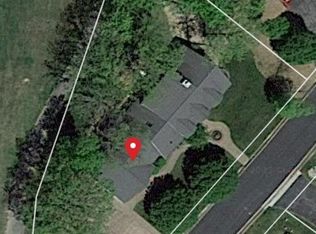 1328 Westhoff Dr, Osage Beach, MO 65065