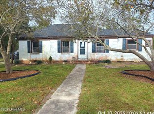 21 Westminister Dr, Jacksonville, NC 28540