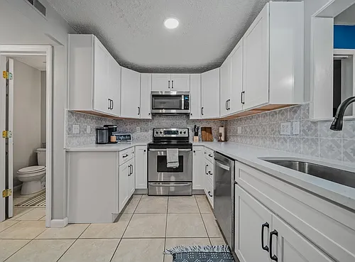 301 Deer Point Dr Photo 1
