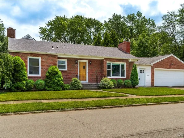 150 Amherstdale Rd, Amherst, NY 14226