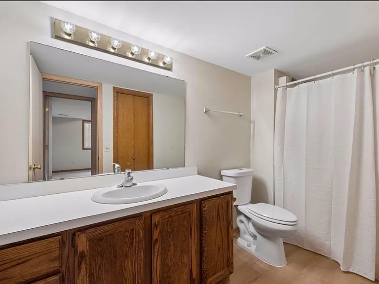 3645 Lyric Ave — Photo 9