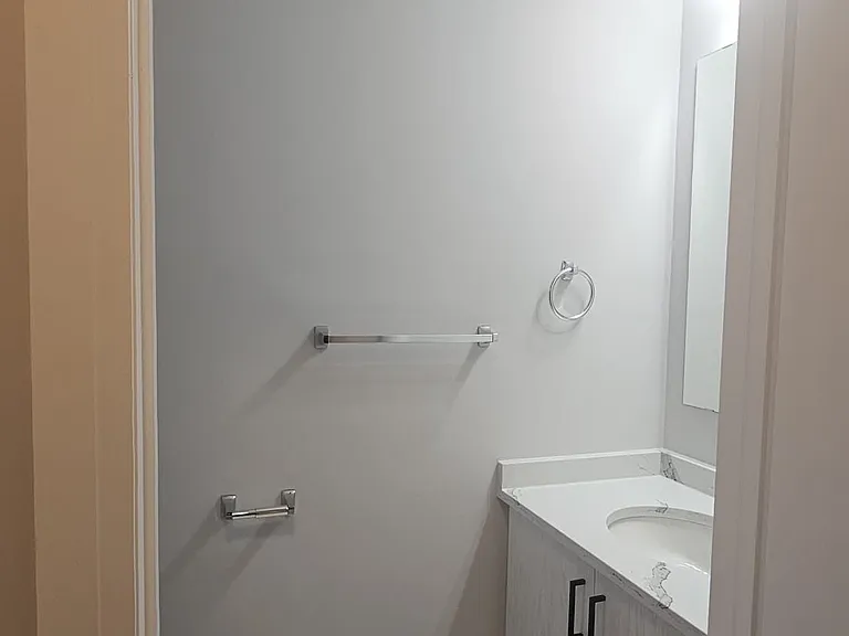 264 Blair Rd W #10 — Photo 24