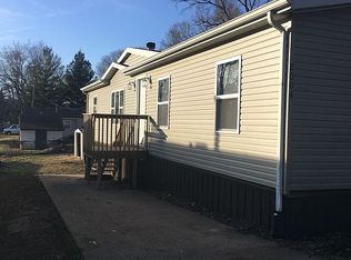 2004 E 41st St, Des Moines, IA 50317