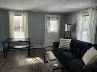 103 E Hamilton St, Sackets Harbor, NY 13685