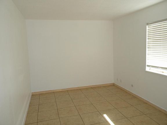 3rd image of 6111 Calle Nueve NW #6111