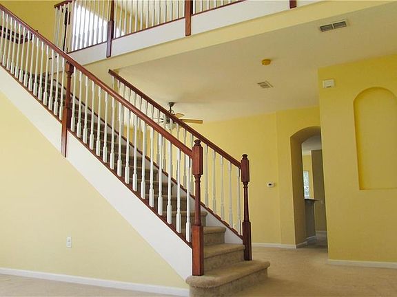 3rd image of 3832 Shoreview Dr