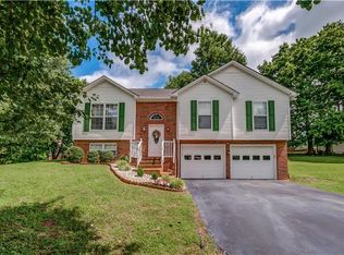 104 Sunset Dr, Columbia, TN 38401