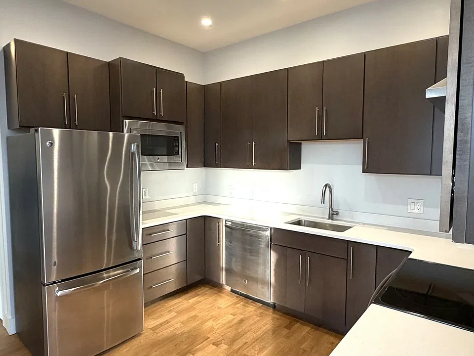 13 W Central St #7