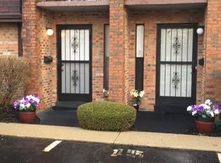 4329 Chateau Morse Dr, Columbus, OH 43231
