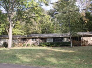 8613 Valley View Dr SE, Huntsville, AL 35802
