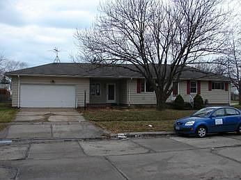 1st image of 3010 Estelle Ave