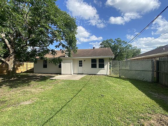2nd image of 9620 Landis Dr