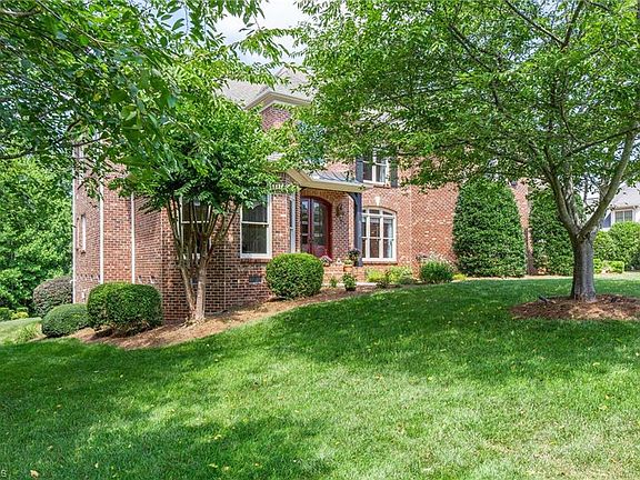 3rd image of 6312 Katherine Louise Dr