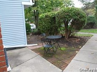 46 Homestead Village Dr, Warwick, NY 10990