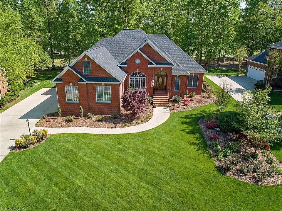 1st image of 6414 Clubside Dr