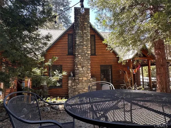 9544 Snow Drift Dr, Forest Falls, CA 92339