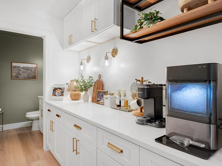 Butlers Pantry