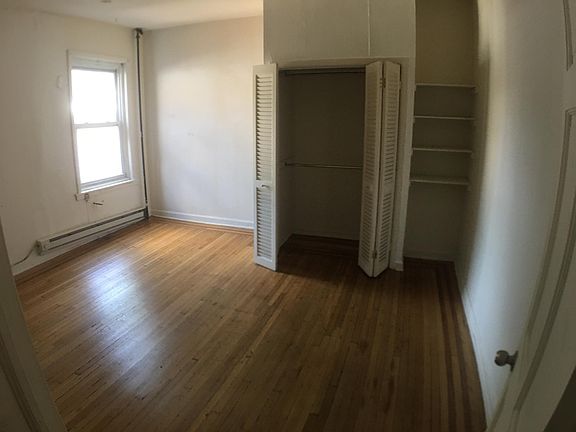 5th image of 403 S 22nd St Floor 3
