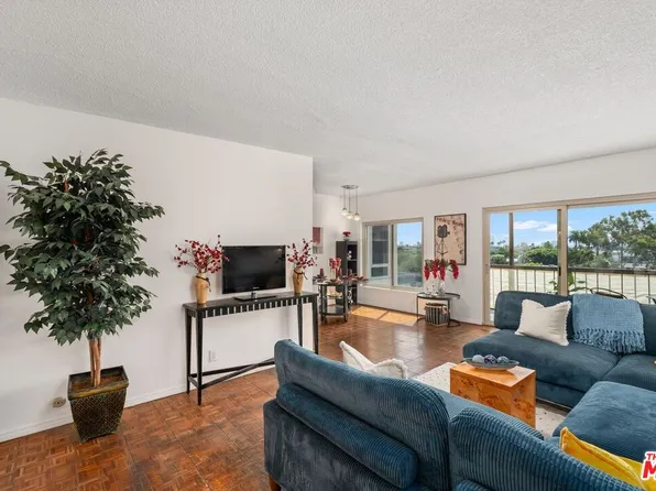 1110 Hacienda Pl APT 306, West Hollywood, CA 90069