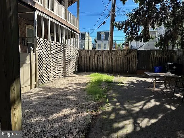 909 N 2nd St — Photo 20