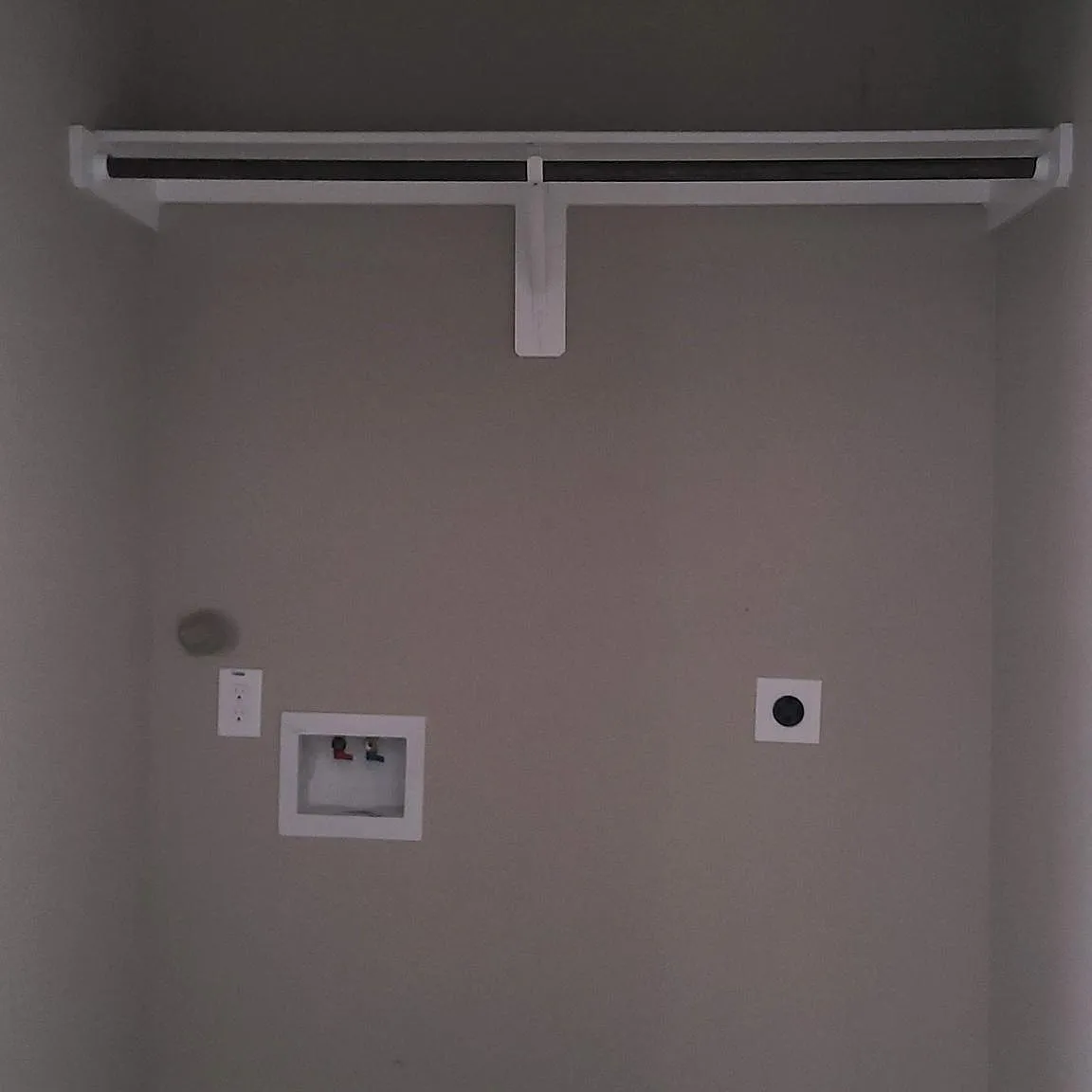 2 bed, 994 sqft, $1,200 — Photo 2