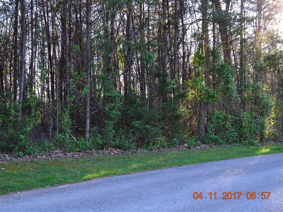 2nd image of 0 Waverly Cir Lot 24