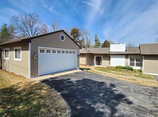 1251 Carman Rd, Ballwin, MO 63021