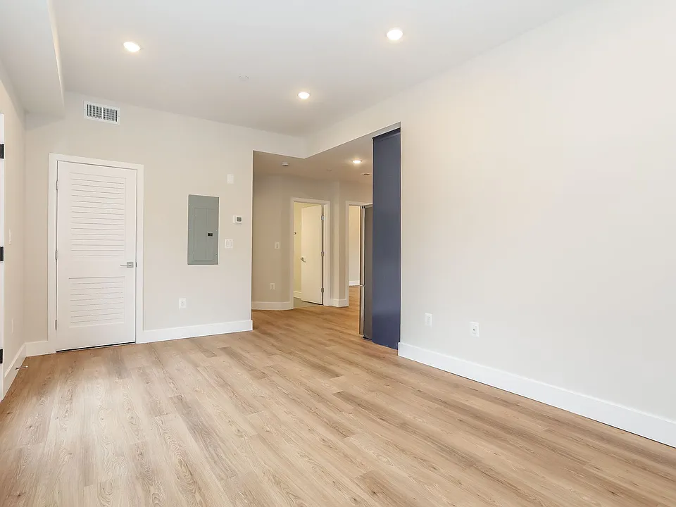 52nd Street Residences
