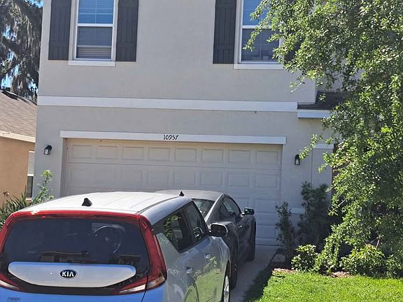 4th image of 10957 Trailing Vine Dr
