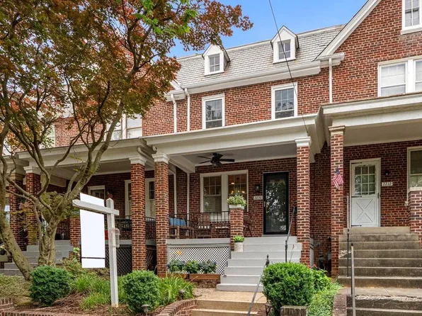 2230 39th Pl NW, Washington, DC 20007