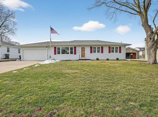 2648 Saratoga Dr, Waterloo, IA 50702