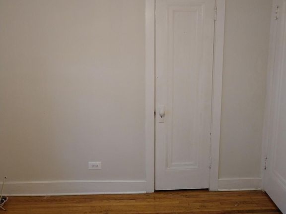 5th image of 6382 N Hermitage Ave APT 2E