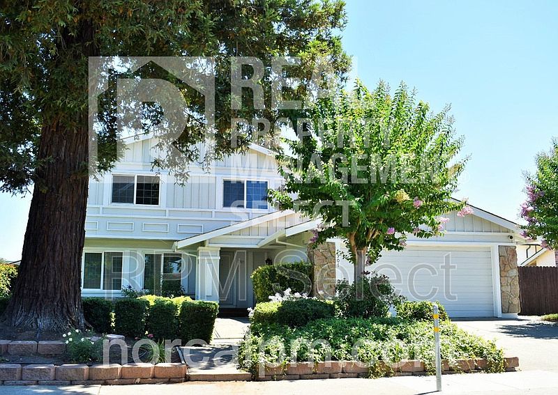 10 LA Pera Ct Apt 1, Sacramento, CA 95823