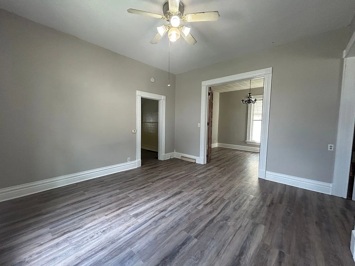 Sublease: 2 Bedroom 1 Bath House Available In Connersville — Photo 2