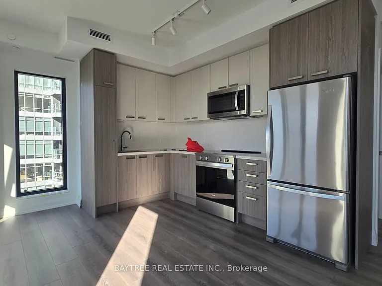 20 Soudan Ave #2308 — Photo 2