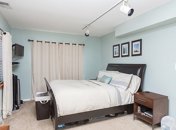 5th image of 1743 N Cleveland Ave APT 1F