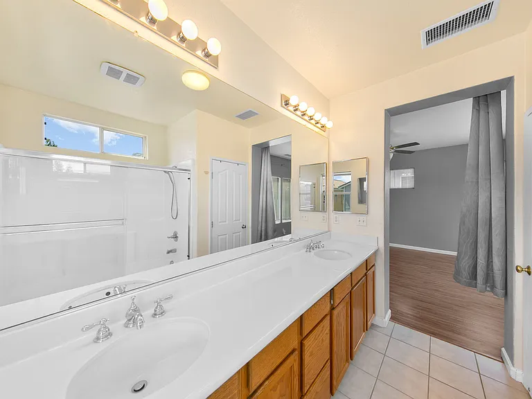 3235 Marrissey Ln — Photo 32