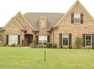 1668 Sledgefield Ln, Nesbit, MS 38651