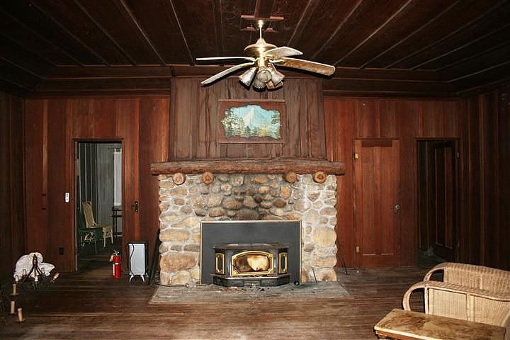 1st image of 601 Hillcrest Dr